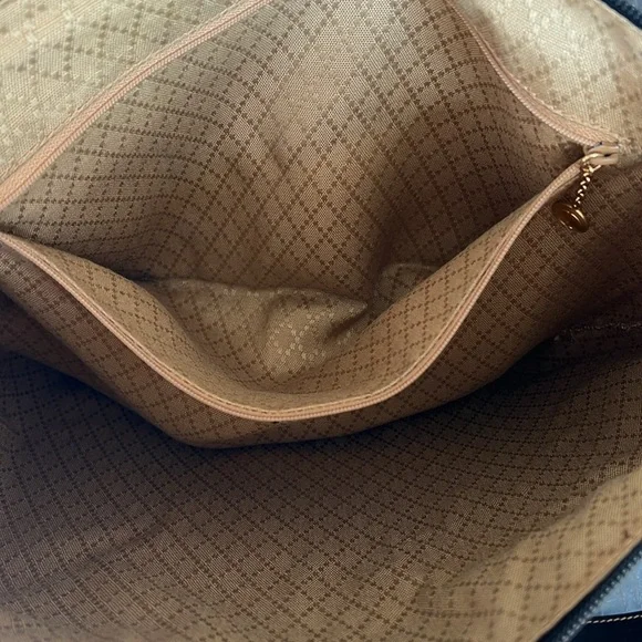 Vintage Gucci Bag - Picture 16 of 17